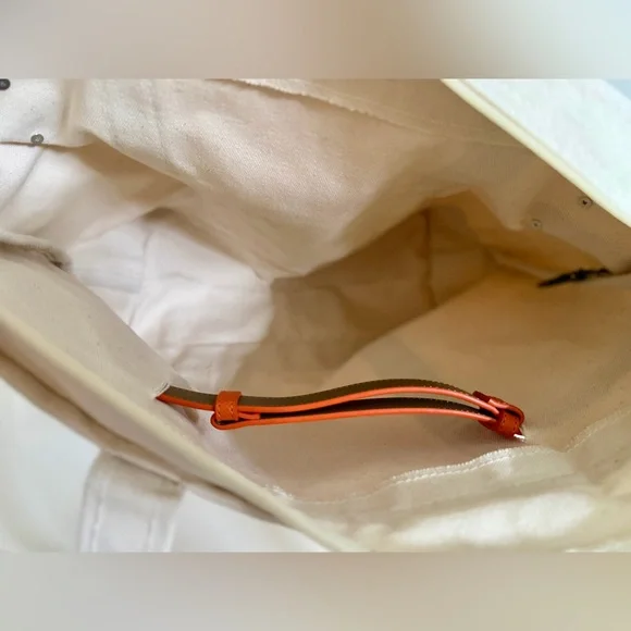 ✨ Limited Edition Twilly Tote “Boatkin” Bag – Burnt Orange ✨
New without tags | - Picture 9 of 10